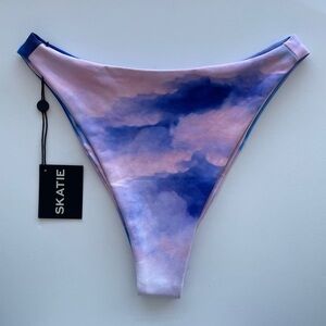 NWT Skatie Kelly Bottoms - Dream